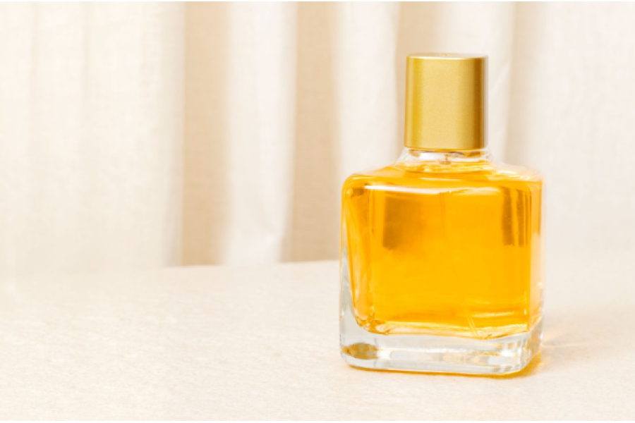 How to Pick a Long-Lasting Perfume for Malaysia’s Hot Weather