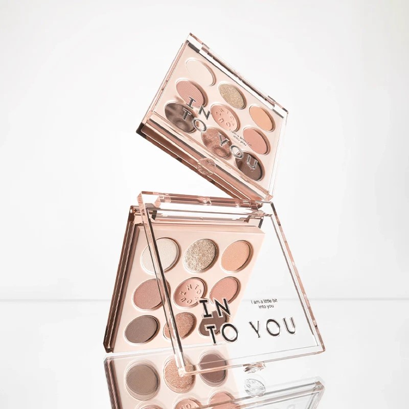 NINE-COLOR EYESHADOW PALETTE 7.2G