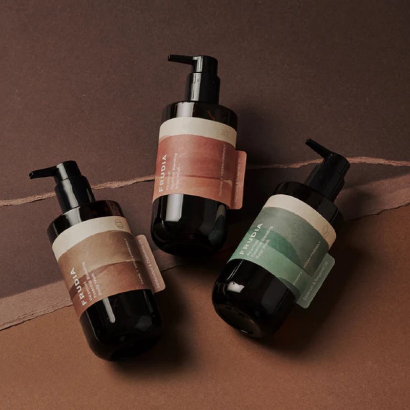 ESSENTIAL BODY WASH (GREENERY)