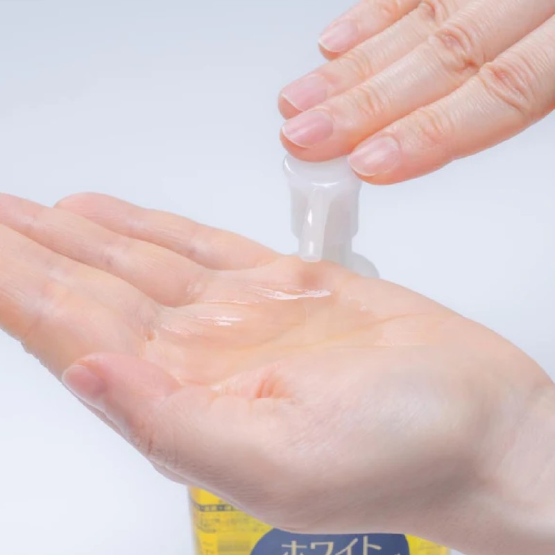 SOFTYMO WHITE CLEANSING OIL 240ML